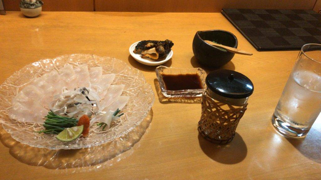fugu sashimi and hire-sake