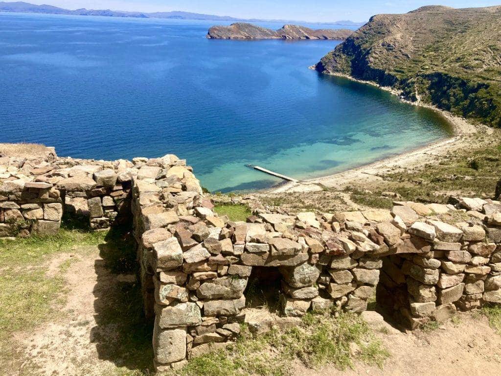ruins on isla del sol