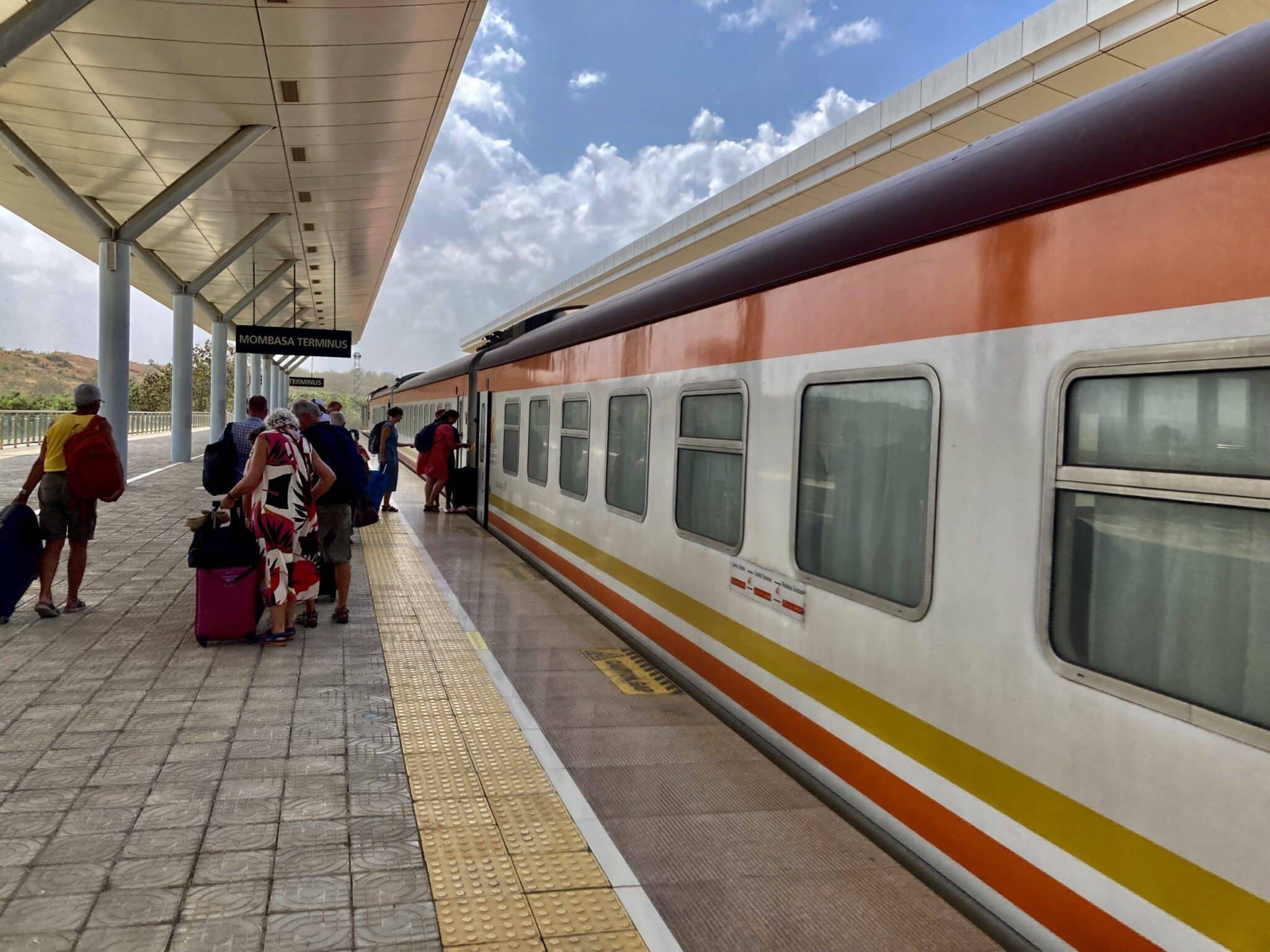 from-nairobi-to-mombasa-crossing-kenya-via-train